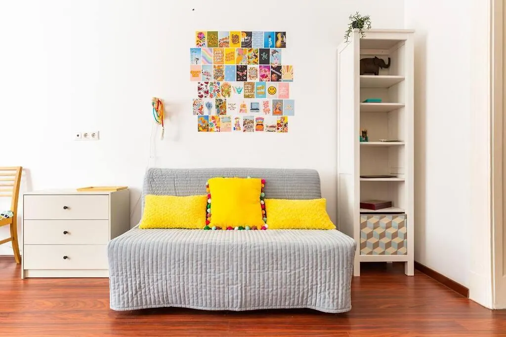 Annicku'S Stylish Budapest Apartment